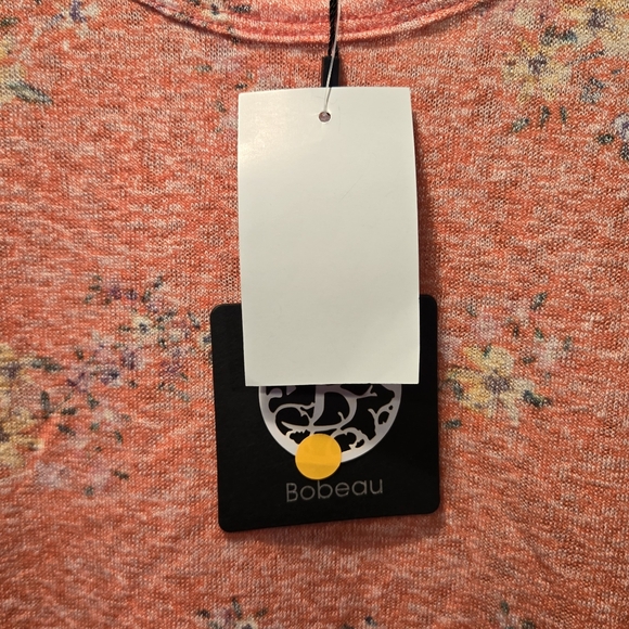 Bobeau top shirt blouse floral pattern orange cream misses size medium NWT - Picture 3 of 8